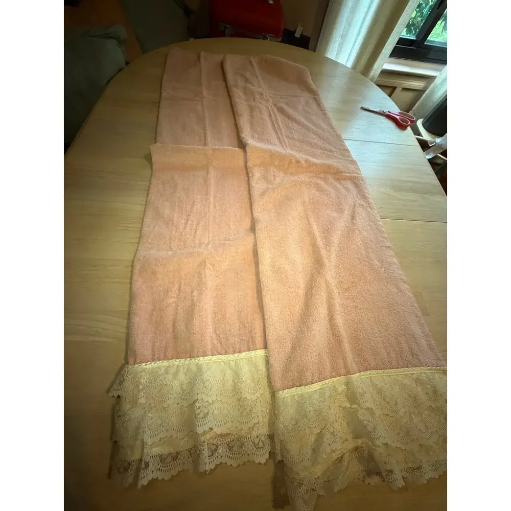 Vintage Dusty Pink Ruffled Lace Towel Set 8 Pc Bath Hand Washcloth Avanti